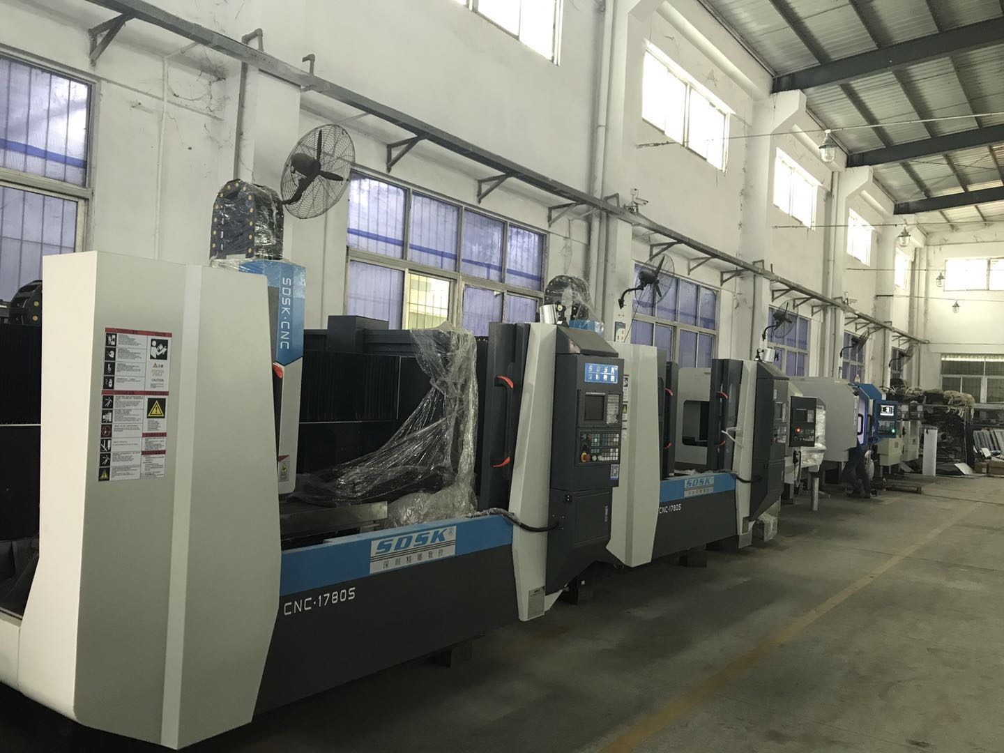 CNC加工中心、雕銑機(jī)和精雕機(jī)三者的區(qū)別有那些